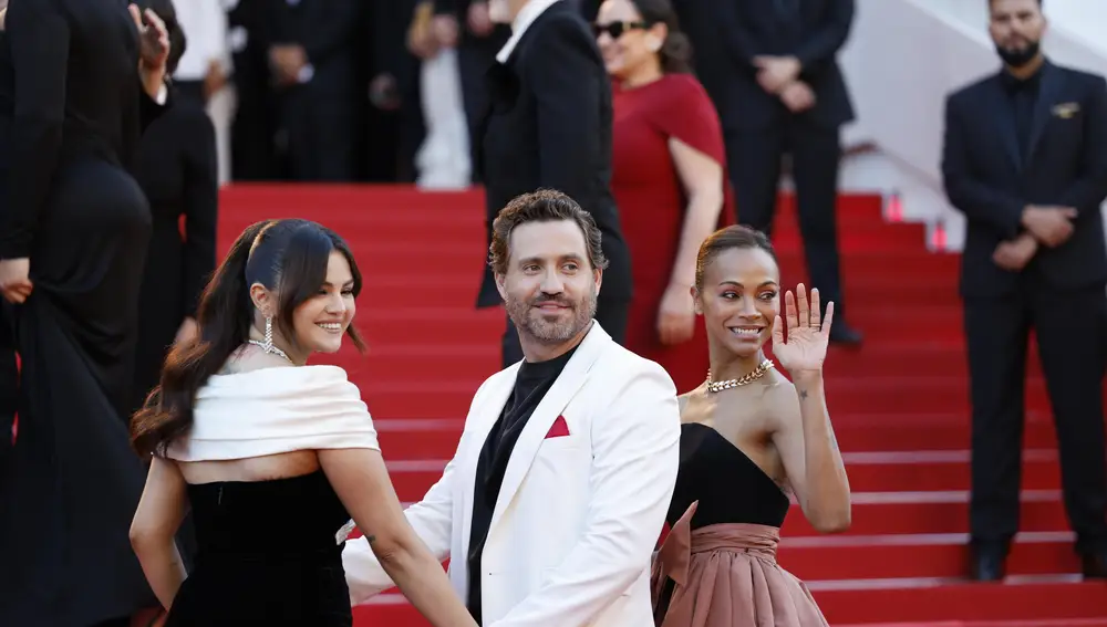 elena Gomez (L), Edgar Ramirez (C) and Zoe Saldana attend the premiere of 'Emilia Perez' during the 77th annual Cannes Film Festival, in Cannes, France, 18 May 2024.