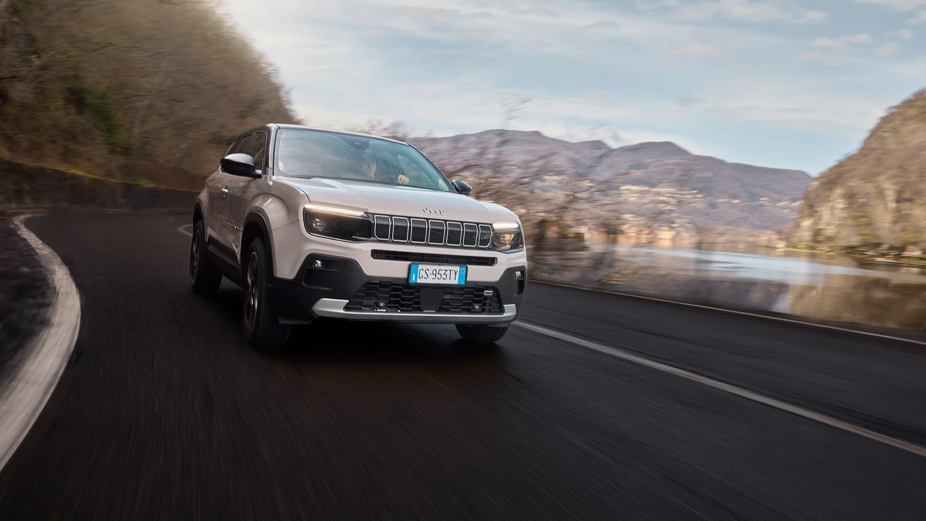 Avenger híbrido, la nueva estrella de Jeep