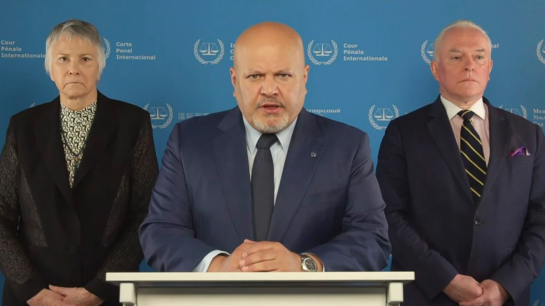 La Haya, 20 may (EFE).- El fiscal de la Corte Penal Internacional (CPI), Karim Khan, ha solicitado este lunes al tribunal la emisión de órdenes de arresto contra el primer ministro israelí, Benjamin Nentanyahu, así como el líder de Hamas, Yahya Sinwar, por presuntos crímenes de guerra y de lesa humanidad. EFE/CPI - SOLO USO EDITORIAL/SOLO DISPONIBLE PARA ILUSTRAR LA NOTICIA QUE ACOMPAÑA (CRÉDITO OBLIGATORIO) -