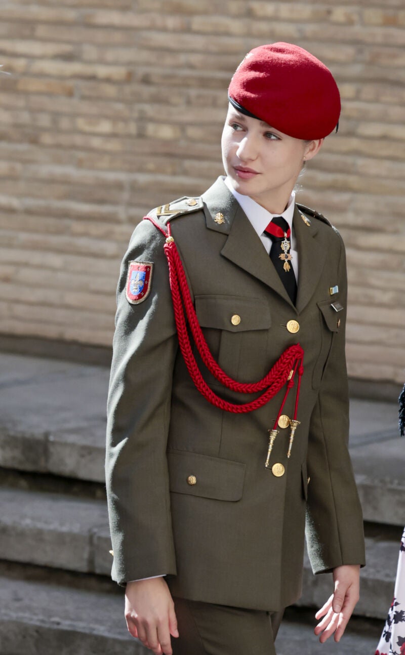 La Princesa Leonor recibe las máximas condecoraciones de Aragón.