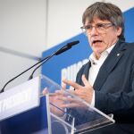 Puigdemont apoya a los encausados por 'Tsunami': "Conseguiremos vencer este 'a por ellos' judicial"