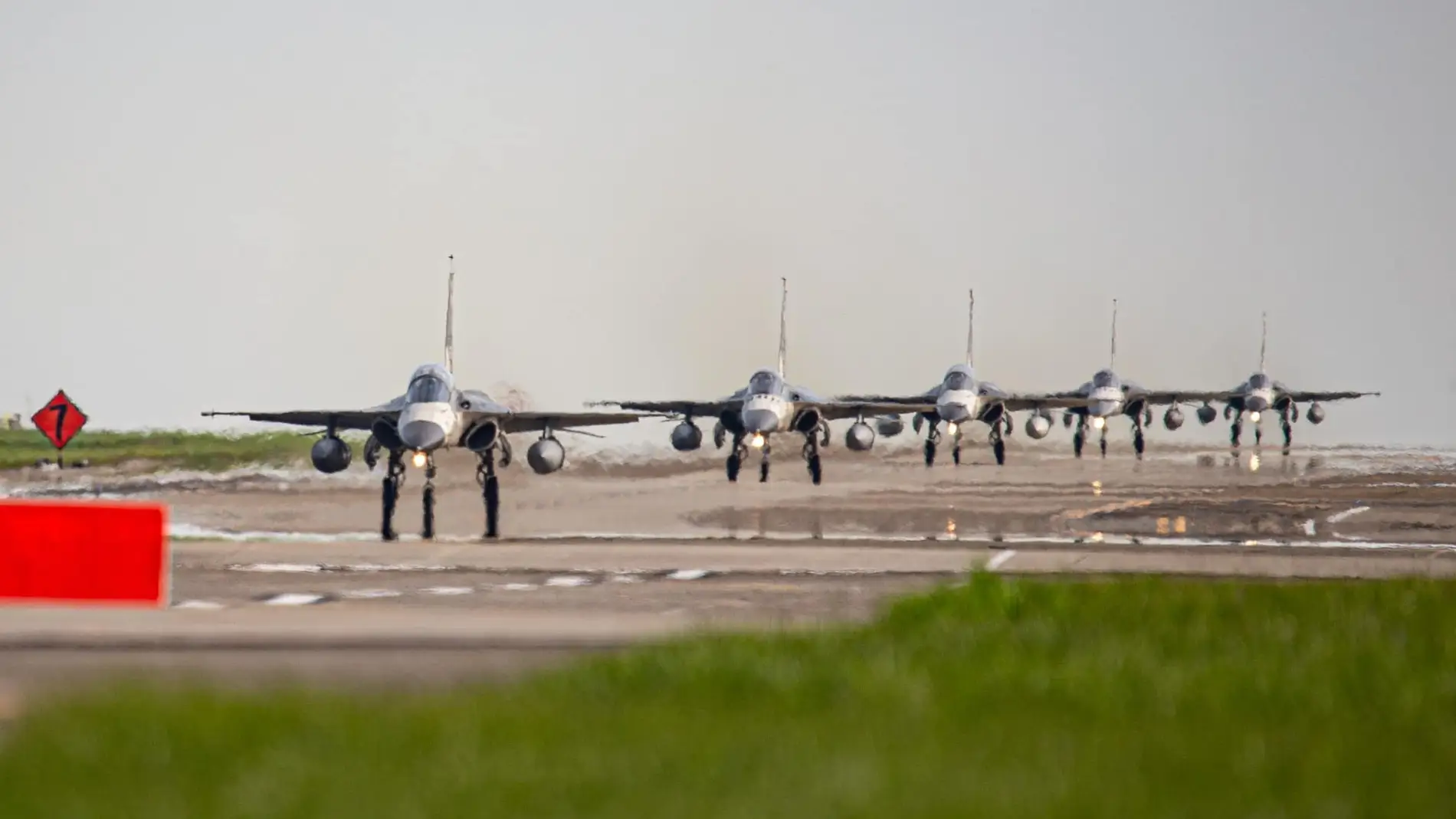 Taiwán despliega su ejército ante unas maniobras de China