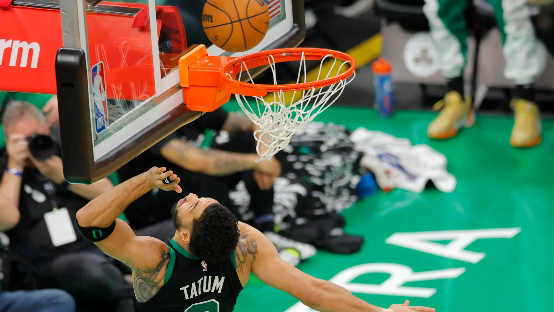 Tatum fue el máximo anotador de los Celtics con 36 puntos