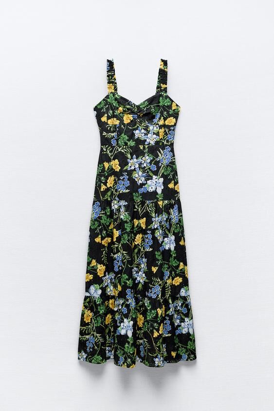 Vestido de tirantes midi.