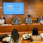 La UCAV da la bienvenida a los universitarios canadienses