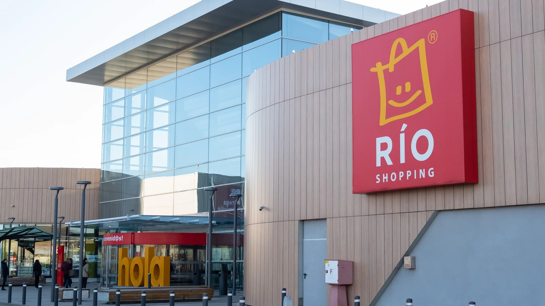 Entrada de RÍO Shopping