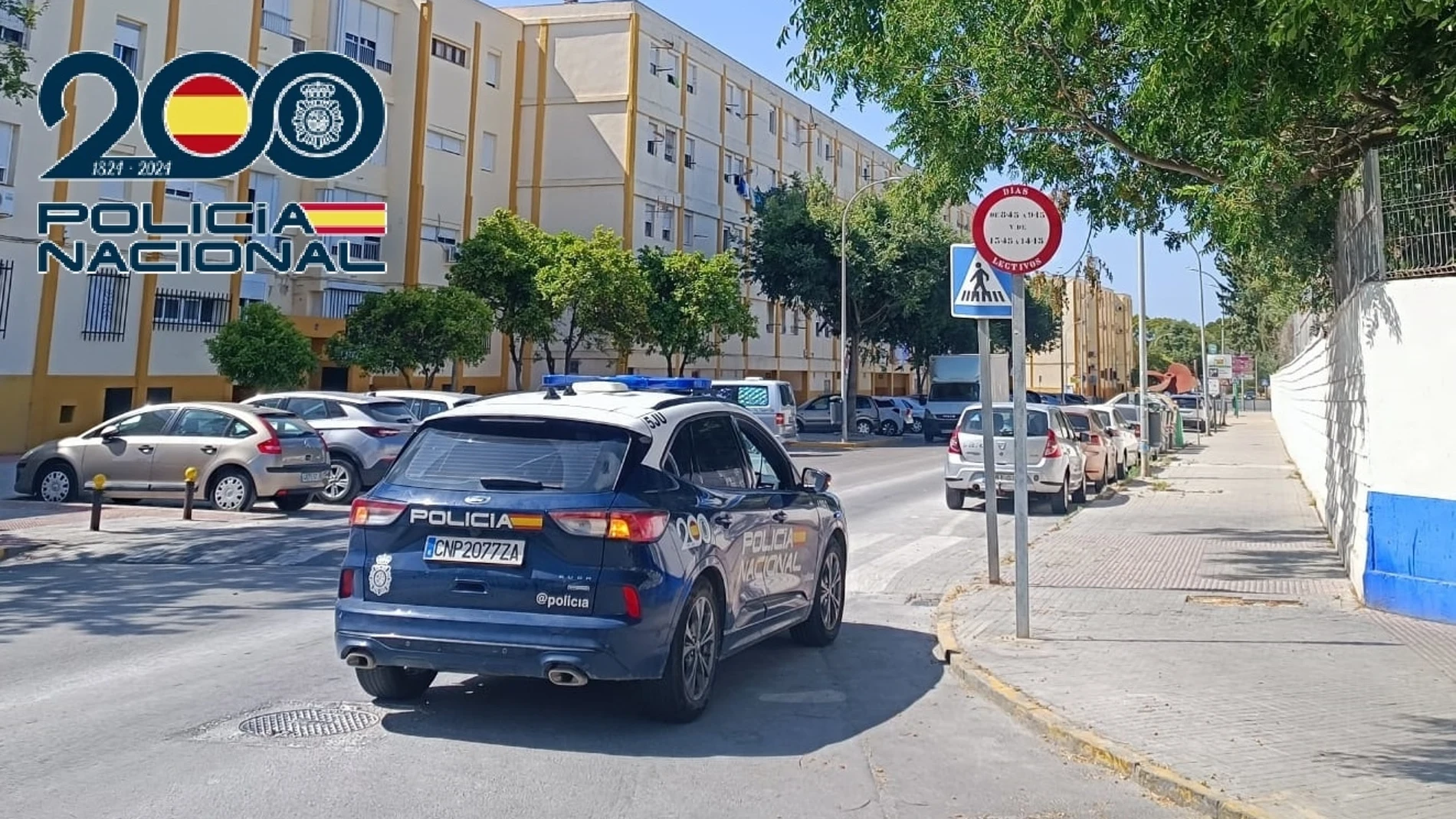 Vehículo de la Policía Nacional en Puerto Real