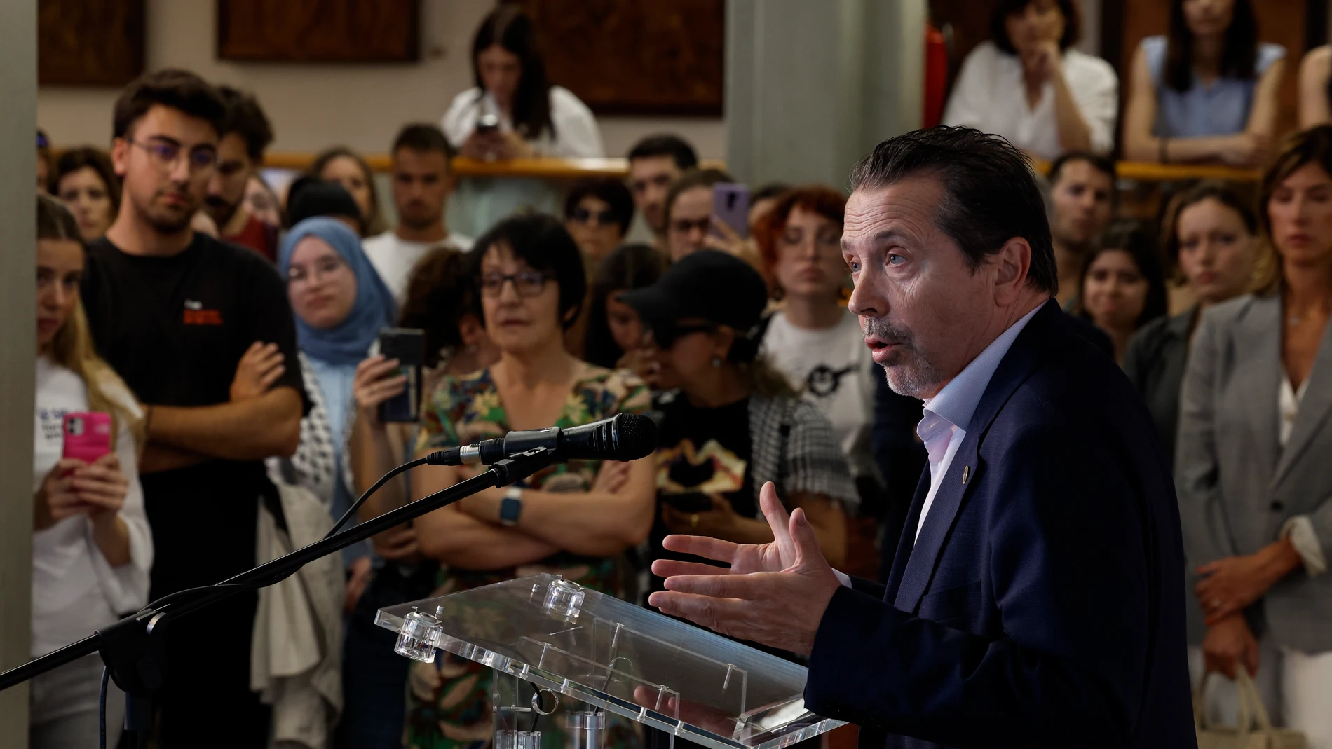 El rector de la UPV, José Capilla, hoy durante su intervención