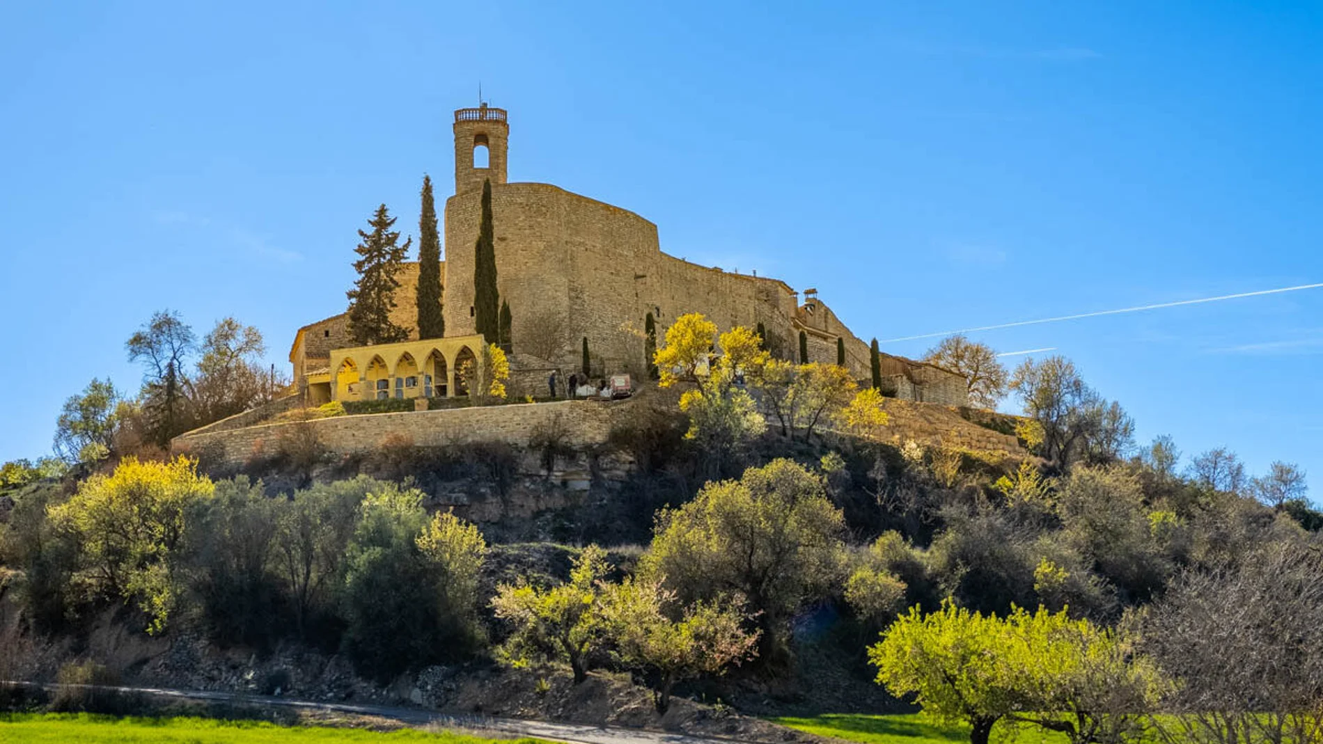 Nuestro país cuenta con pueblos y ciudades únicos que hacen de España el segundo país más visitado del mundo y un turismo que aumenta con los años