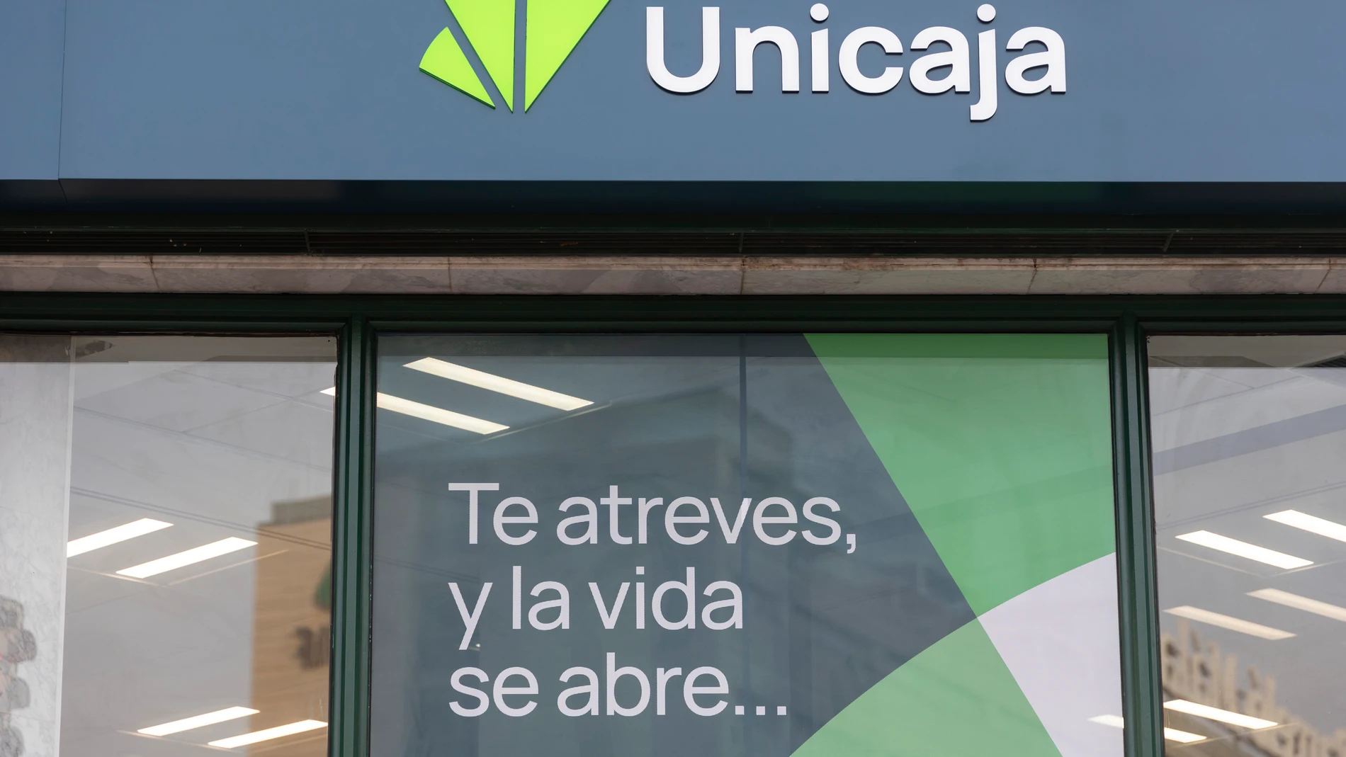 Unicaja e Iberaval amplían su colaboración en favor de las pymes y los autónomos de Castilla y León