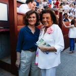 Carmen Calvo y Pilar González del Valle