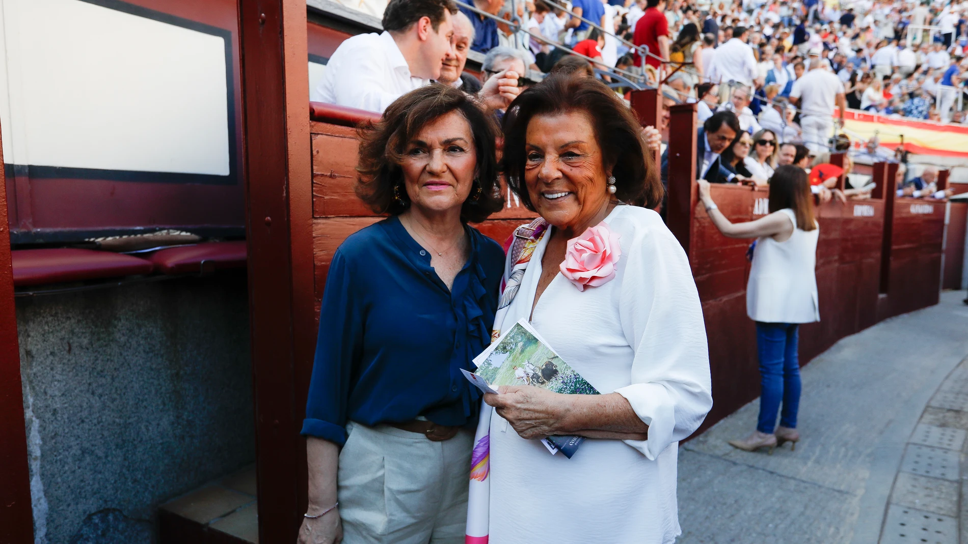 Carmen Calvo y Pilar González del Valle