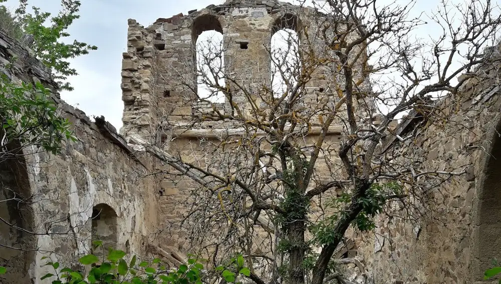Iglesia en ruinas de Villaseca Bajera (Soria)