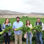 López Miras ha participado en un acto electoral en Totana, junto a la número 2 en las listas del PP al Parlamento Europeo, Carmen Crespo, y el alcalde del municipio, Juan Pagán