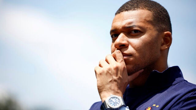 Kylian Mbappé con la selección francesa