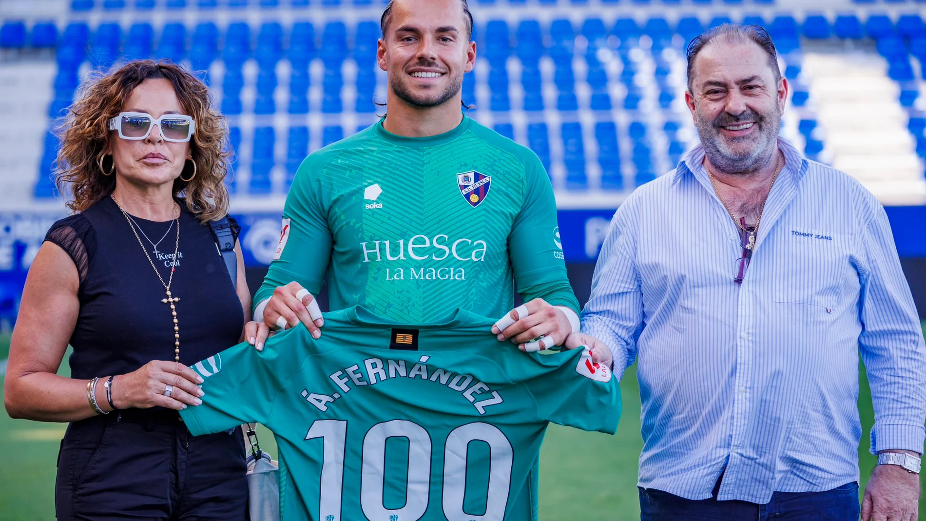 Álvaro Fernández con el Huesca