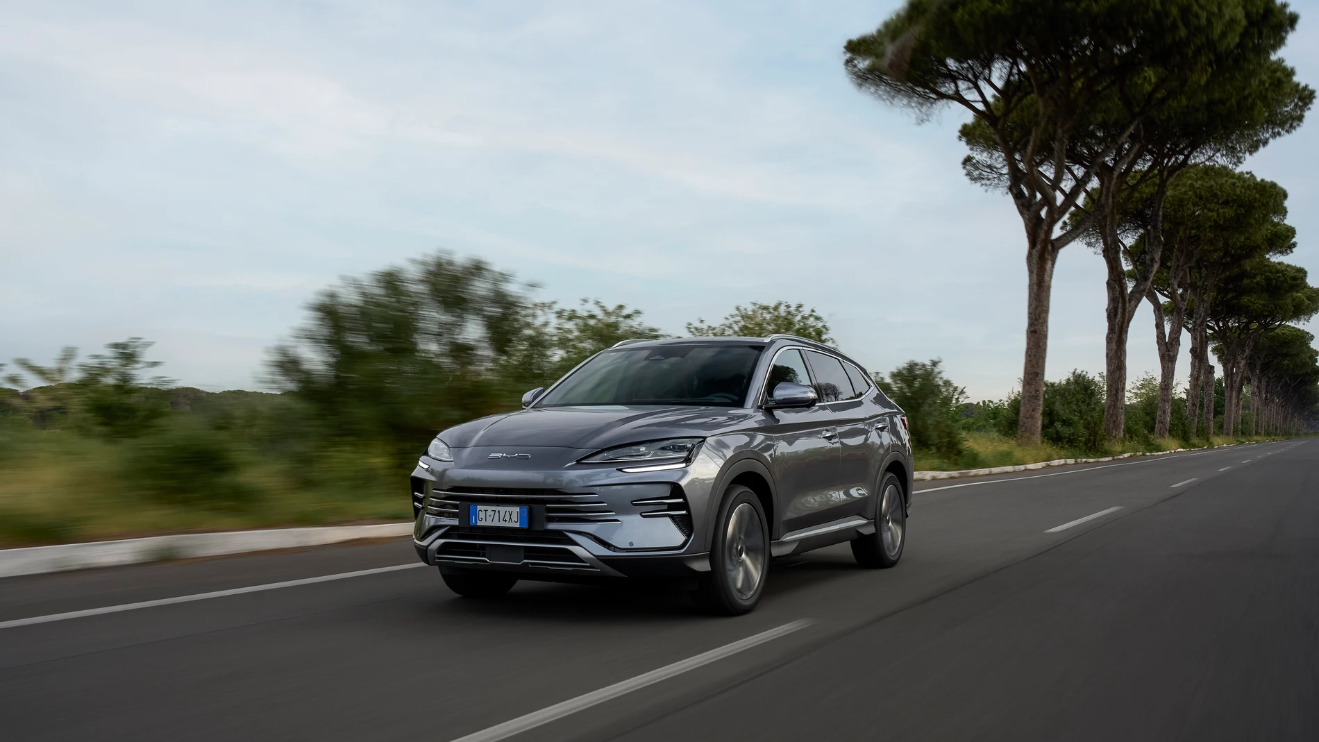 BYD entra en el mercado de los híbridos con su modelo Seal U DM