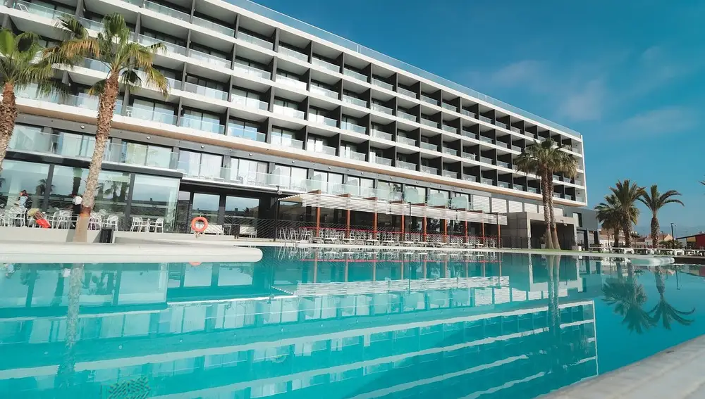 Hotel Dos Playas