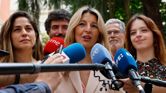 La líder de Sumar y vicepresidenta segunda del Gobierno Yolanda Díaz vota en las elecciones europeas en Madrid
