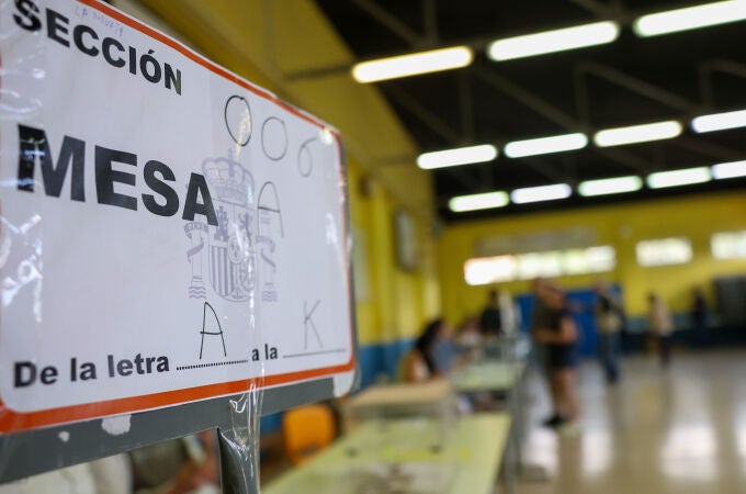 Abren los colegios electorales para las elecciones europeas de 2024