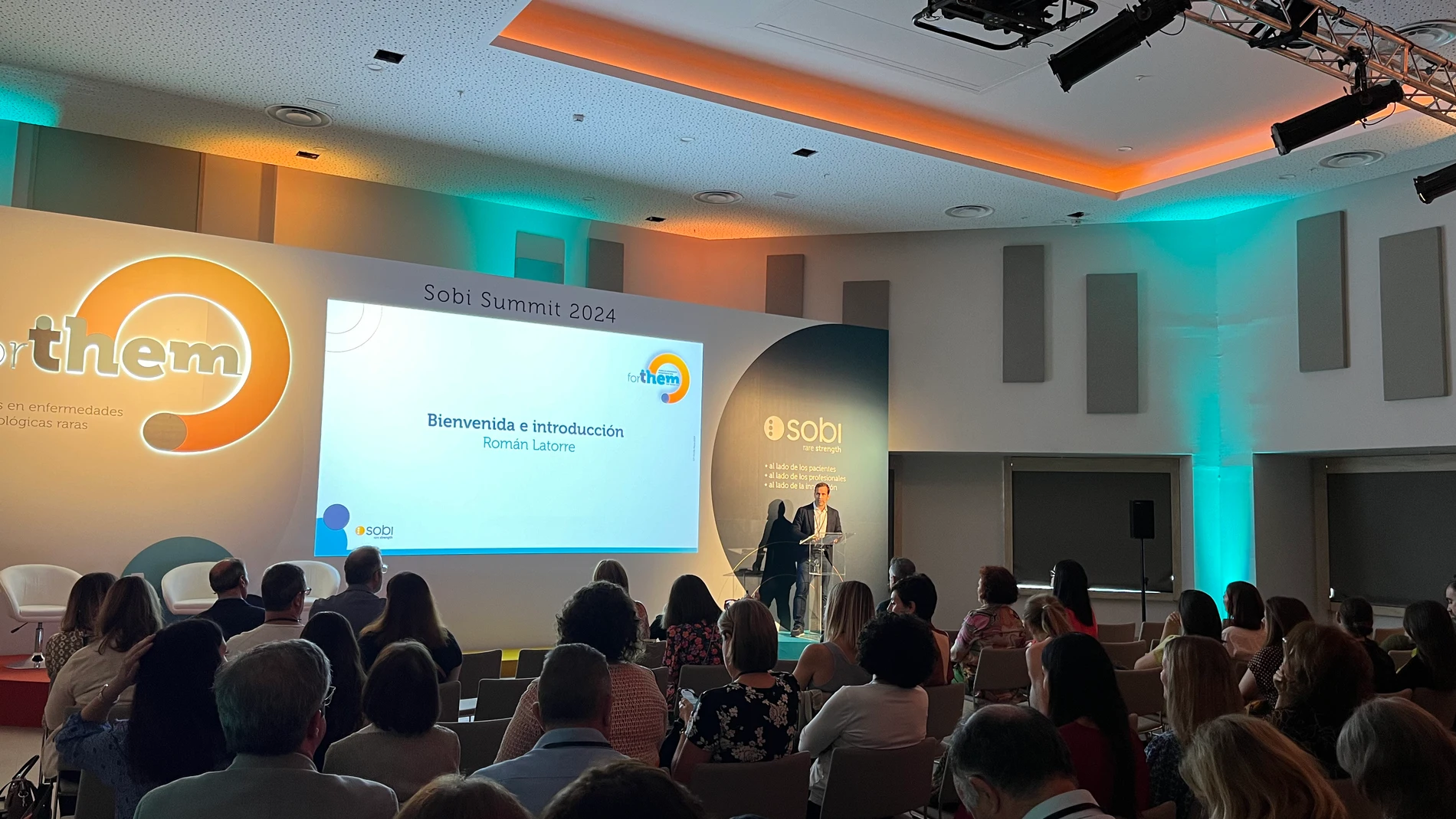 Román Latorre, director general de Sobi, durante la inauguración del encuentro