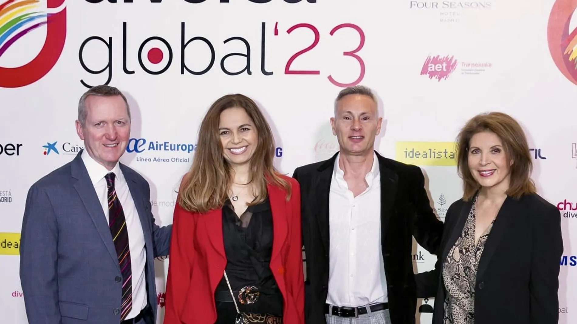 El embajador de Irlanda, Frank Smyth, Nasrin Zhiyan, Macelo De Stefano y Massumeh