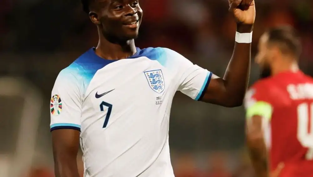 Bukayo Saka con Inglaterra