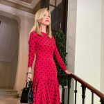 Carmen Lomana con vestido de lunares.