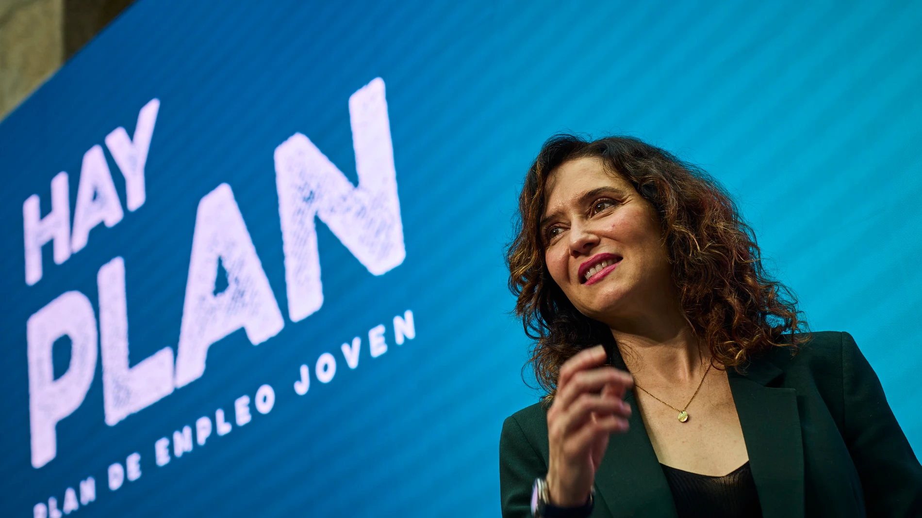 La presidenta de la Comunidad de Madrid, Isabel Díaz Ayuso, presenta las medidas que contempla el nuevo Plan regional de Empleo Joven 2024-2025 © Alberto R. Roldán / Diario La Razón.10 06 2024