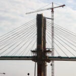 Obras de ampliación del Puente del Centenario en Sevilla