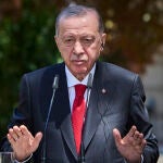 El presidente del Gobierno, Pedro Sánchez y su homólogo turco, Recep Tayyip Erdogan, durante una reunión de 