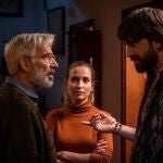 Imanol Arias, Ana Fernández y Aitor Luna en "La bandera"