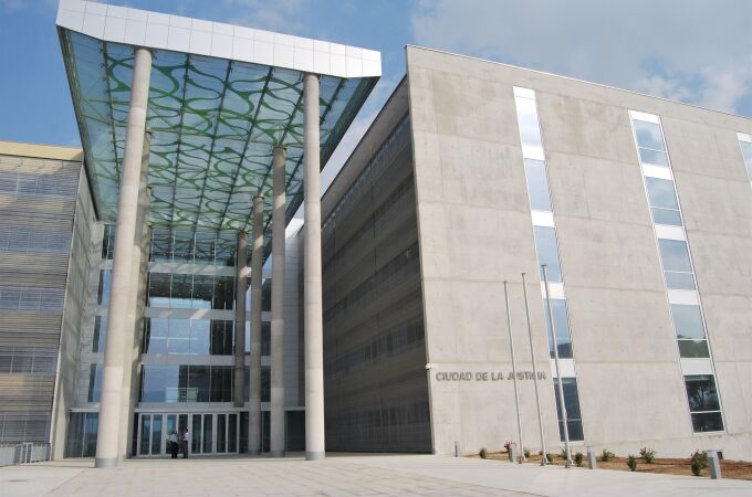 Audiencia de Murcia impone por primera vez la prisión permanente revisable a un hombre por violar y asesinar a una mujer Audiencia de Murcia impone por primera vez la prisión permanente revisable a un hombre por violar y asesinar a una mujer