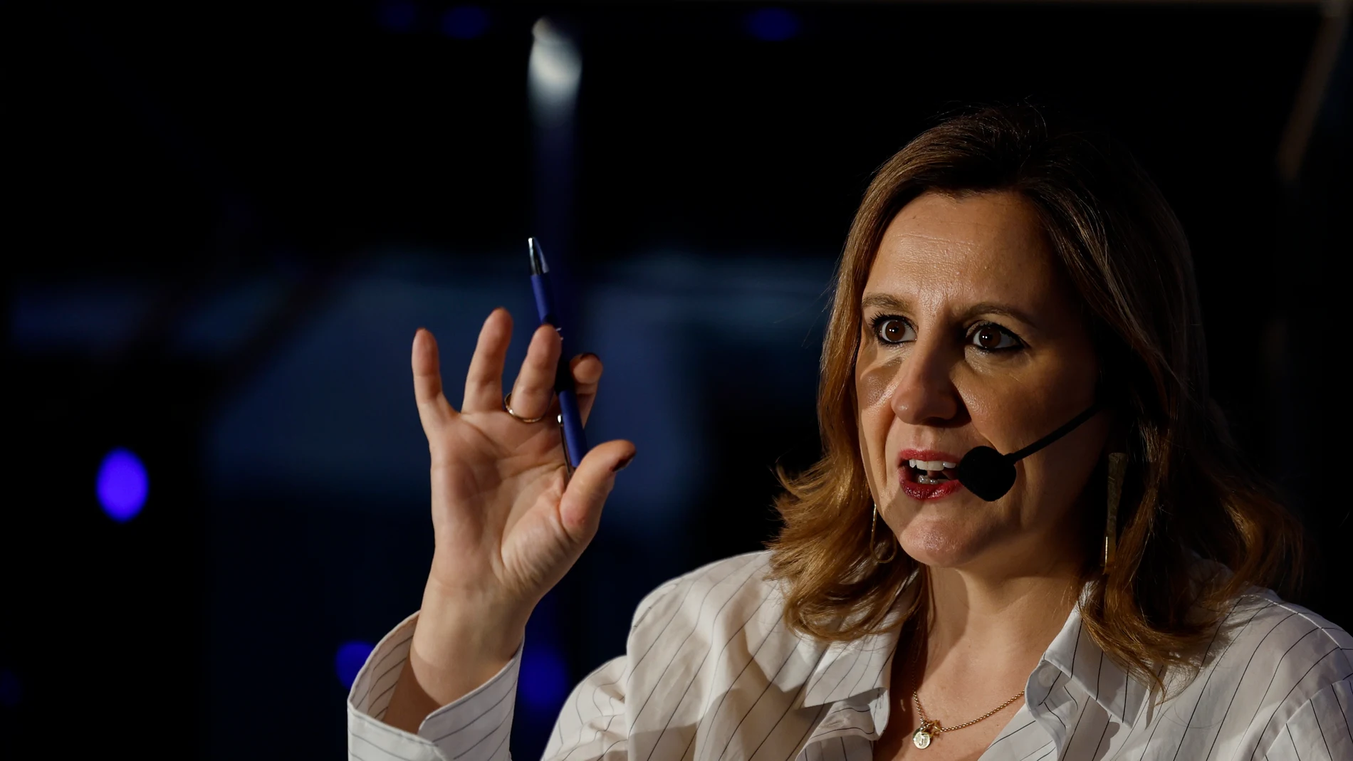 La alcaldesa de València, María José Catalá, es entrevistada por la cadena COPE con motivo del primer año como alcaldesa