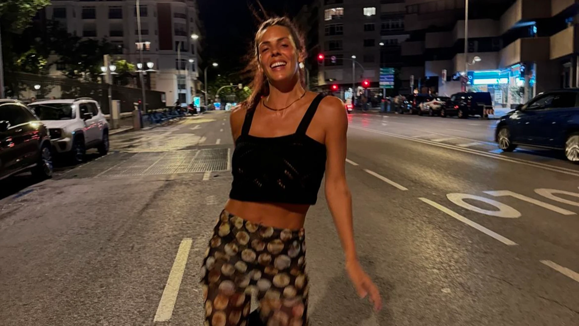 Laura Matamoros con falda pantalón