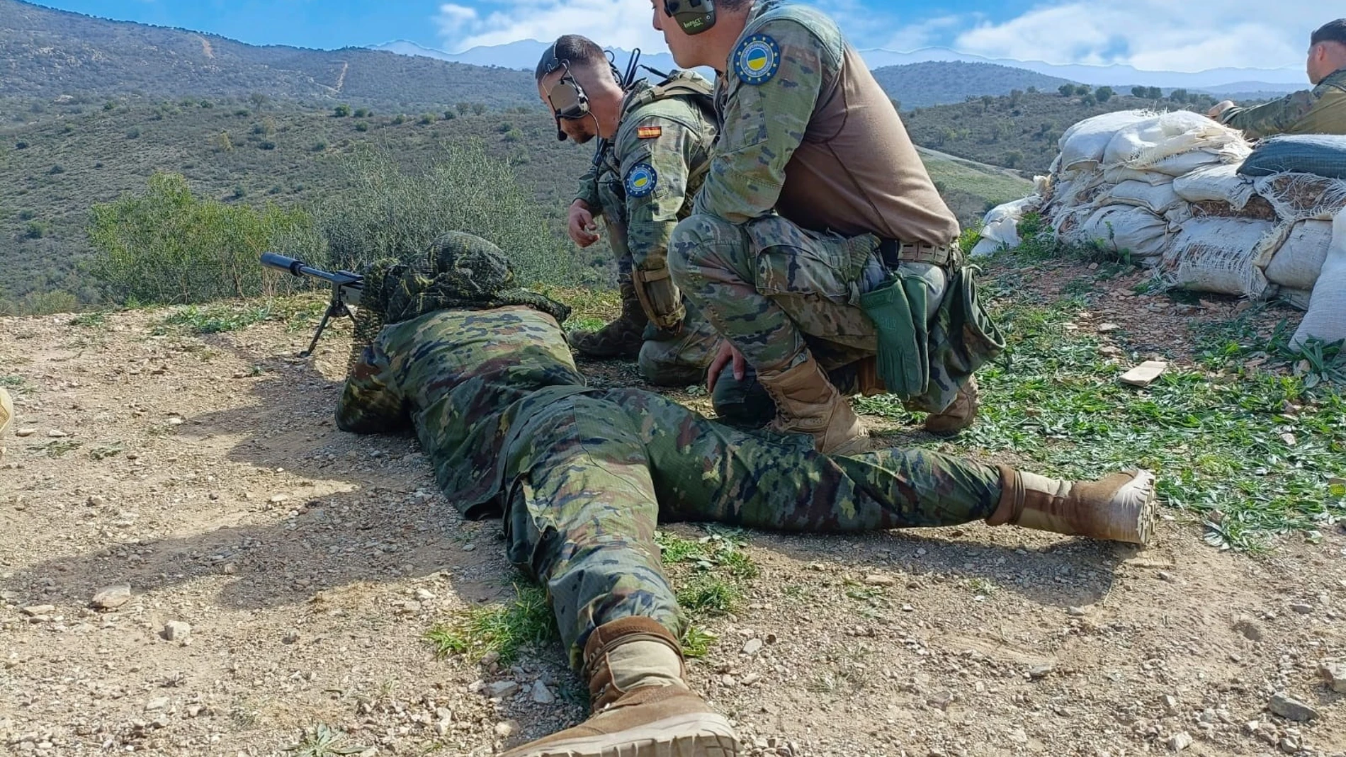 Formacion de tiradores de precisión prestada por efectivos de la BRI X a militares ucranianos.BRI X18/06/2024