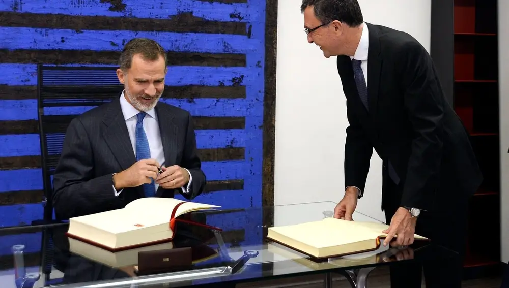 Ballesta invita a los murcianos a participar en el izado de bandera por el X aniversario de la proclamación de Felipe VI