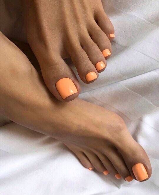 Uñas peach fuzz