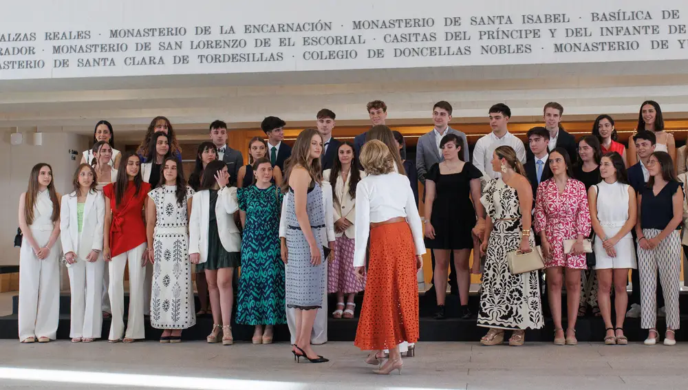 Actos por el X aniversario de la proclamación del rey Felipe VI. La Princesa de Asturias y la Infanta Sofía participan en un encuentro con jóvenes