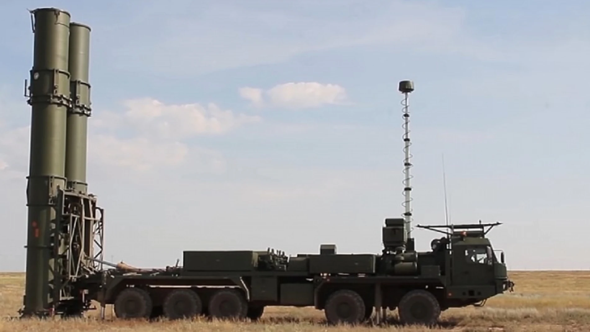 Así es el S-500, el sistema de defensa aérea que Rusia ha desplegado en Crimea y puede atacar hasta satélites.