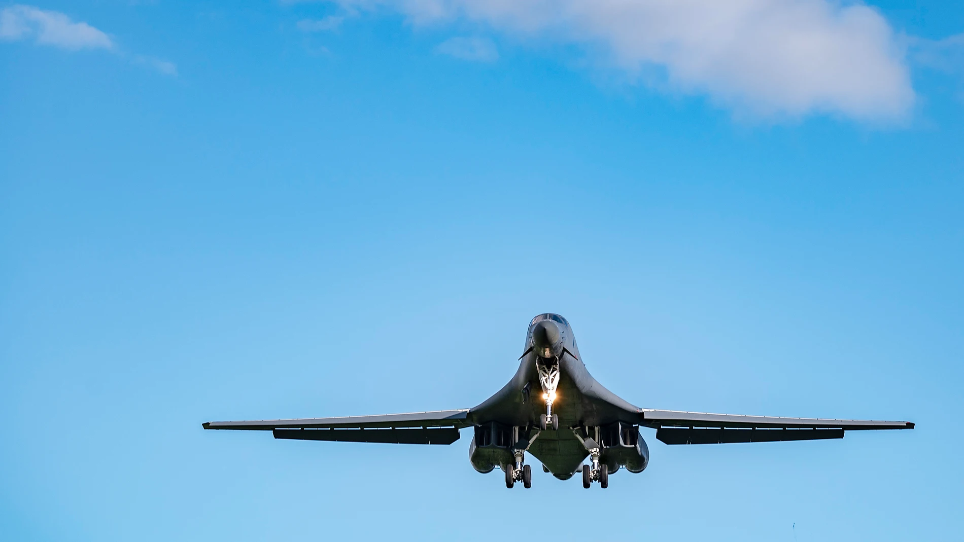 Imagen de archivo de un bombardero B-1B Lancer de Estados Unidos. (Foto de ARCHIVO) 14/10/2023