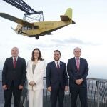 Carlos Prieto, Carolina Martinoli, Pere Aragonés y Luis Gallego durante la celebración del 20 aniversario de Vueling, en el Tibidabo 