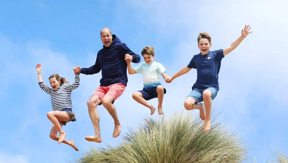 Kate Middleton felicita el cumpleaños al príncipe Guillermo con esta fotografía