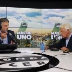 Un momento de la entrevista con Felipe González