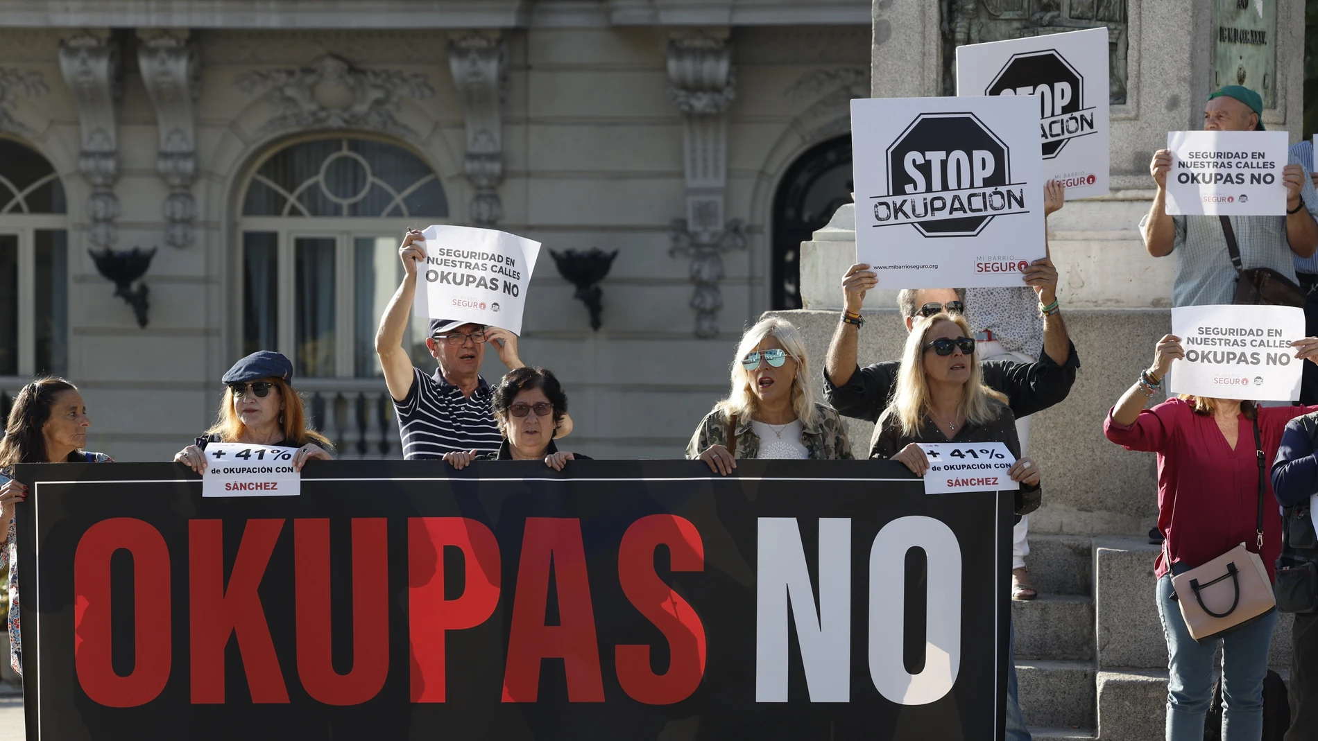 Grupo contra okupas