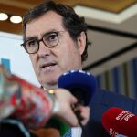 VÍDEO: Garamendi asegura que van a seguir negociando pese al "monólogo" social del Gobierno