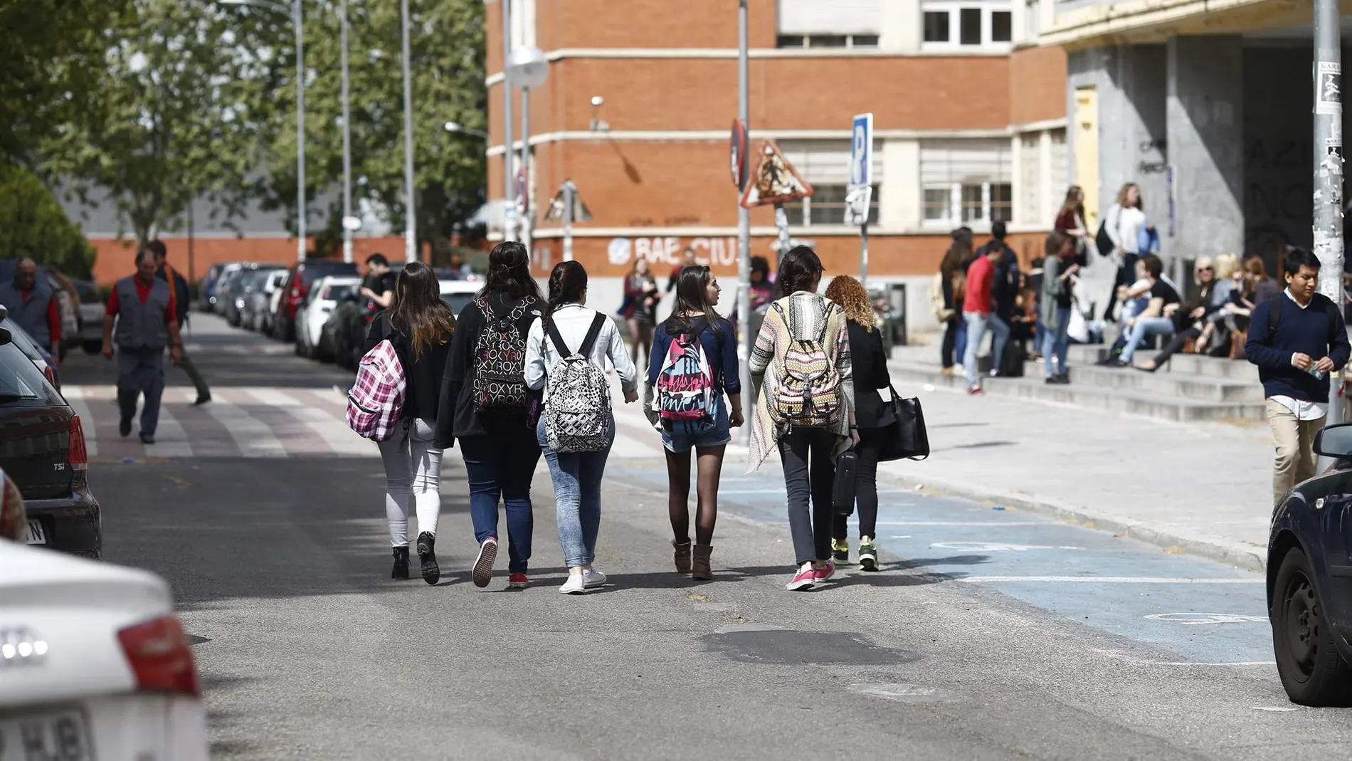 Luz verde a nuevas becas de 2.100 euros para alumnos que combinan sus estudios superiores con deporte de competición