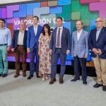 Borja Suárez junto a su equipo tras hacer balance de su mandato en la Diputación de Burgos