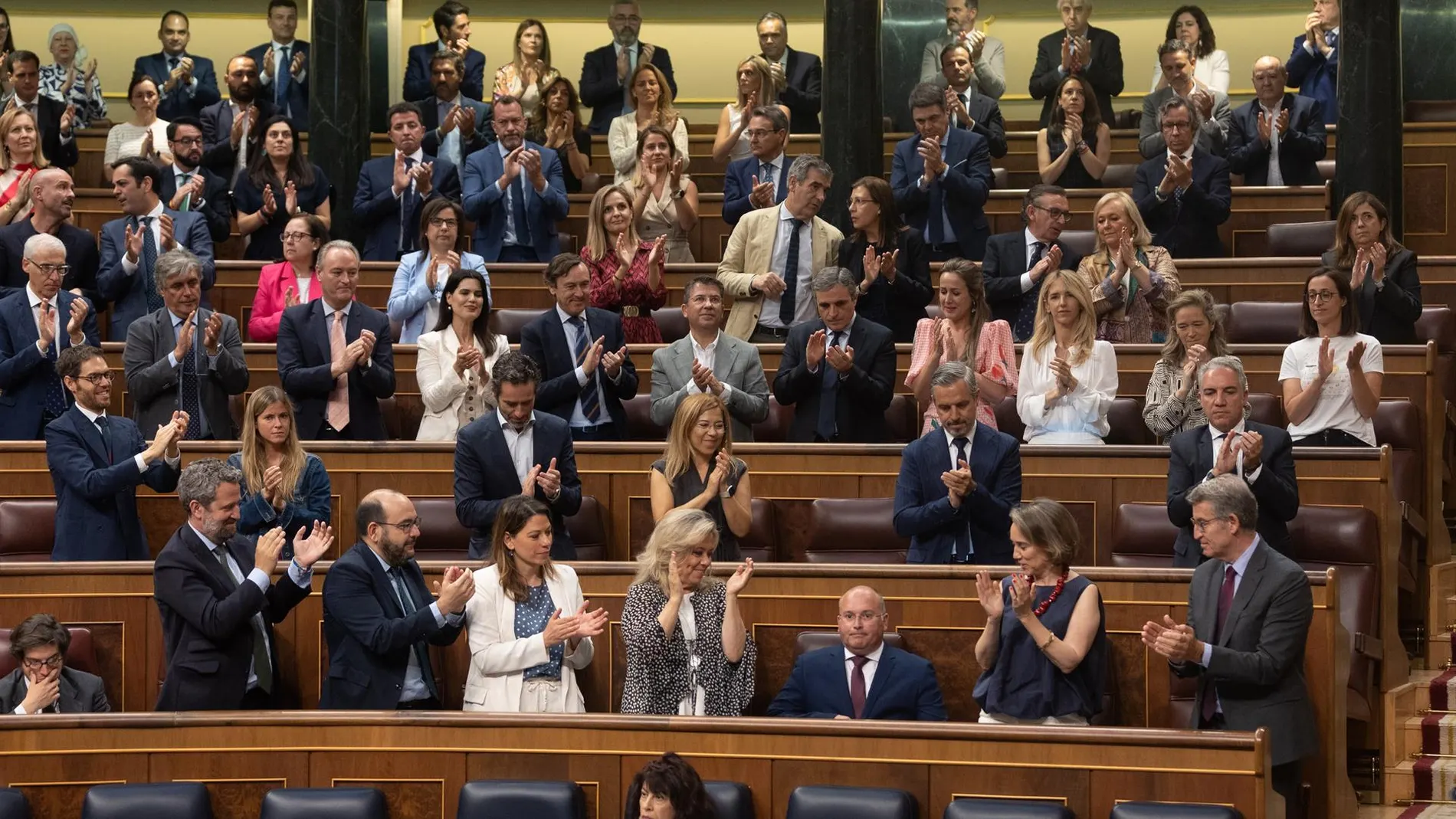 PP y PSOE escenifican sus reproches mientras defienden en el Congreso su acuerdo para renovar el Poder Judicial