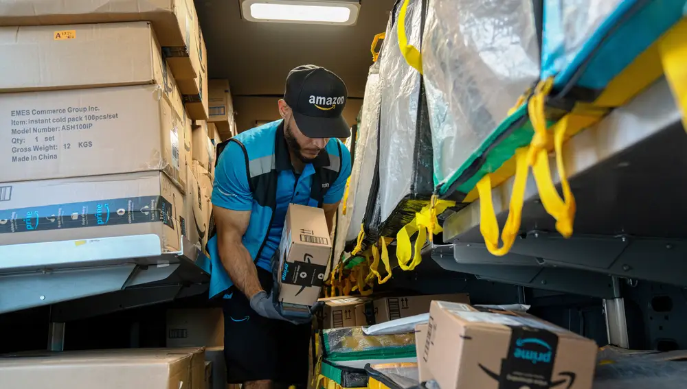 Amazon cumple 30 años en los que ha cambiado el comercio mundial y el paisaje urbano